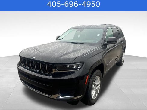 Used 2025 Jeep Grand Cherokee L Laredo image 1