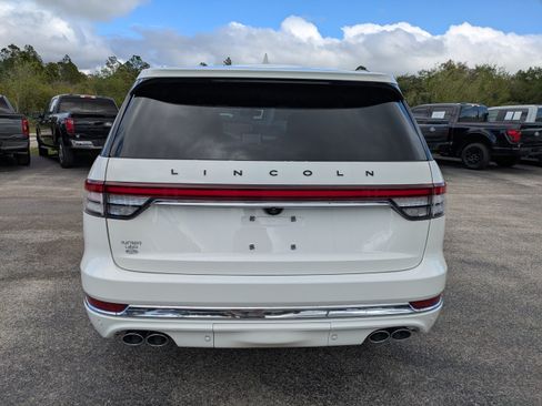 Used 2023 Lincoln Aviator Black Label w/ Class IV Trailer Tow Package AWD/4WD image 5