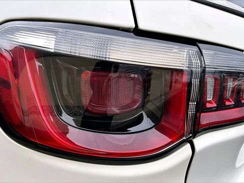 Used 2019 Jeep Compass Latitude w/ Popular Equipment Group image 22