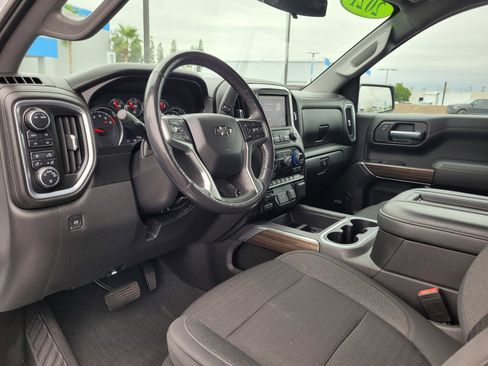 Used 2021 Chevrolet Silverado 1500 LT Trail Boss w/ Convenience Package II AWD/4WD image 9