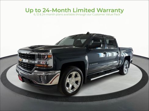 Used 2018 Chevrolet Silverado 1500 LT w/ LT Eassist Package AWD/4WD image 3