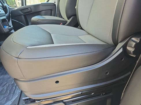 New 2025 RAM ProMaster 1500 w/ Convenience Group FWD image 27