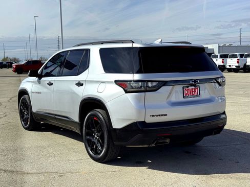Used 2021 Chevrolet Traverse Premier w/ Redline Edition image 9