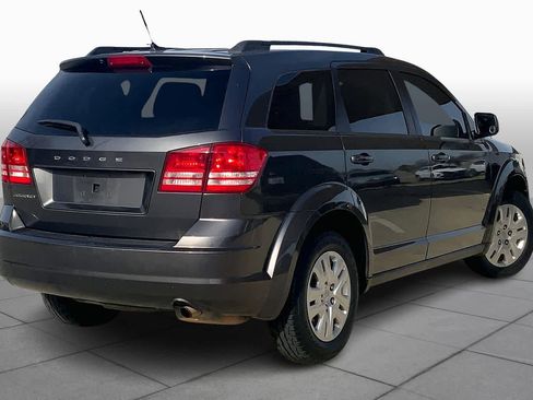 Used 2016 Dodge Journey SE w/ Flexible Seating Group image 13