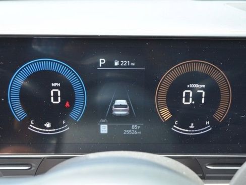 Used 2025 Hyundai Kona SEL AWD/4WD image 22