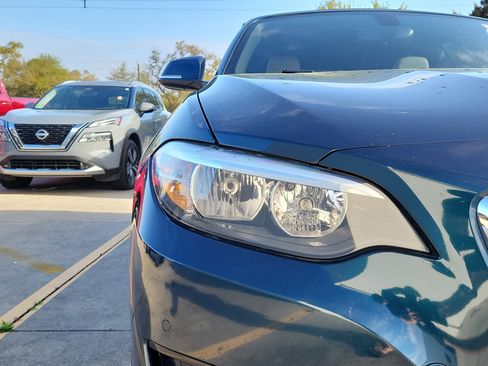 Used 2017 BMW 230i Convertible image 7