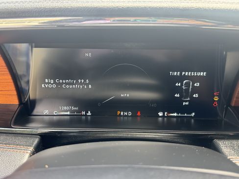 Used 2019 Lincoln Navigator Reserve w/ Cargo Package AWD/4WD image 32