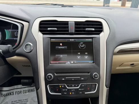 Used 2016 Ford Fusion SE w/ Equipment Group 502A FWD image 32