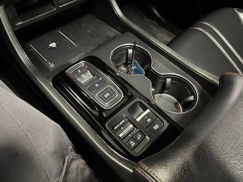 Used 2024 Honda Pilot TrailSport image 26