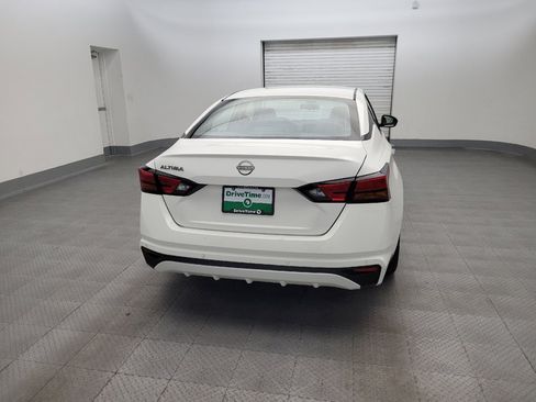 Used 2024 Nissan Altima 2.5 S FWD image 7