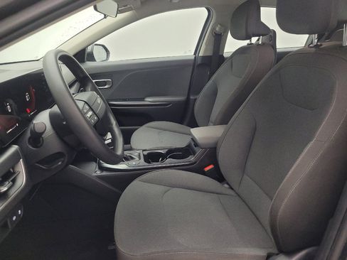 Used 2025 Kia K4 FWD image 17
