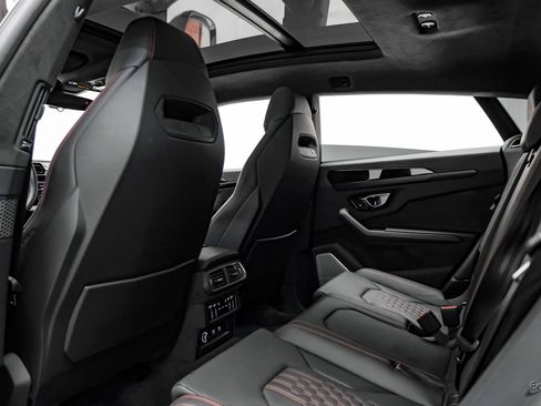 Used 2025 Lamborghini Urus SE AWD/4WD image 91