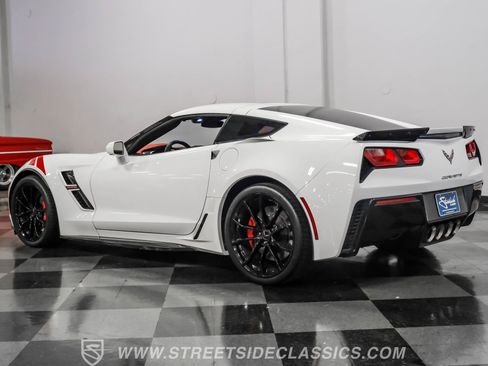 Used 2019 Chevrolet Corvette Grand Sport image 9