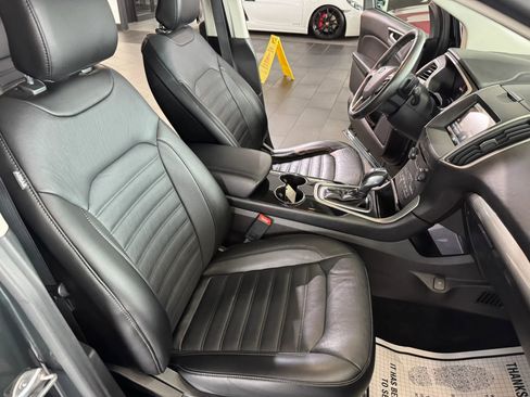 Used 2015 Ford Edge SEL w/ Equipment Group 201A image 9