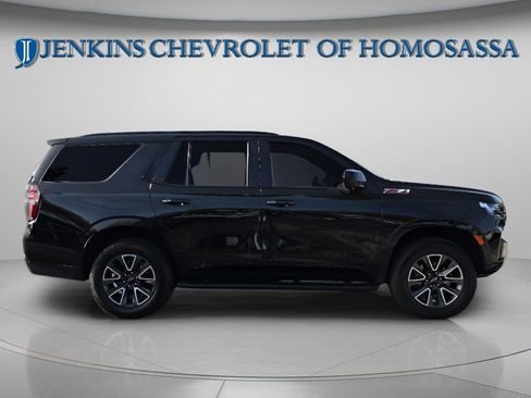 Used 2023 Chevrolet Tahoe Z71 AWD/4WD image 2