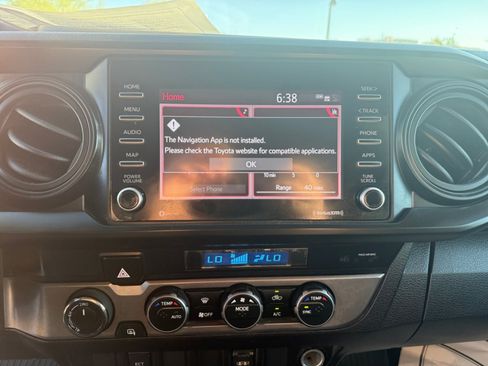 Used 2021 Toyota Tacoma SR AWD/4WD image 23