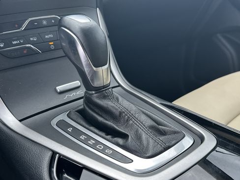 Used 2017 Ford Edge SEL w/ Equipment Group 201A image 31