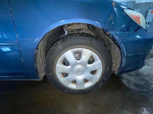 Used 2003 Toyota Camry LE image 19