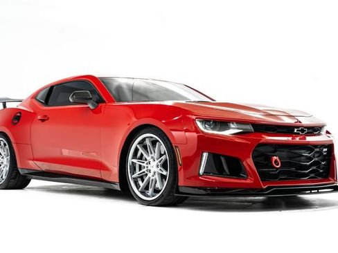 Used 2020 Chevrolet Camaro ZL1 image 6
