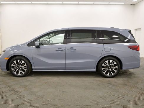 Certified 2025 Honda Odyssey Elite image 4
