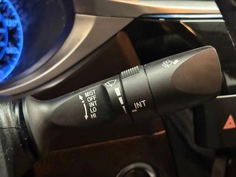 Used 2015 Toyota Corolla S FWD image 35