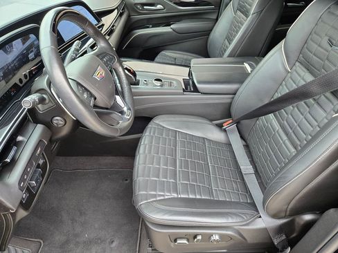 Certified 2024 Cadillac Escalade ESV V w/ LPO, ONYX Package image 11