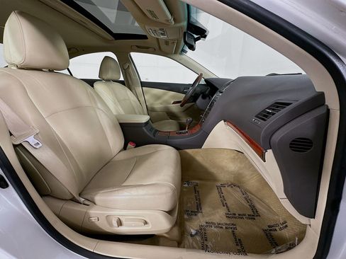 Used 2010 Lexus ES 350 image 32