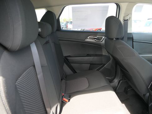 New 2026 Kia Sportage LX image 21