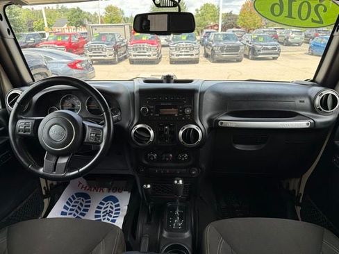 Certified 2016 Jeep Wrangler Unlimited Rubicon w/ Connectivity Group AWD/4WD image 14