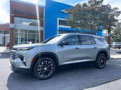 New 2026 Chevrolet Traverse LT w/ Sun and Wheel Package