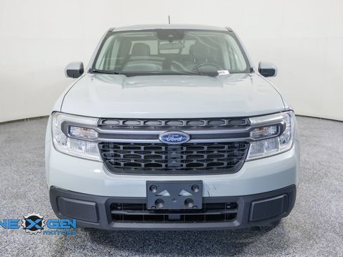 Used 2022 Ford Maverick XLT w/ XLT Luxury Package FWD image 2
