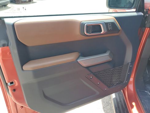 Used 2023 Ford Bronco Outer Banks AWD/4WD image 10
