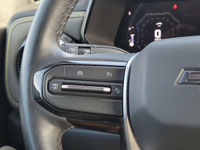 Used 2026 Chevrolet Colorado ZR2 w/ Technology Package AWD/4WD image 11