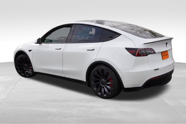 Used 2022 Tesla Model Y Performance AWD/4WD image 8