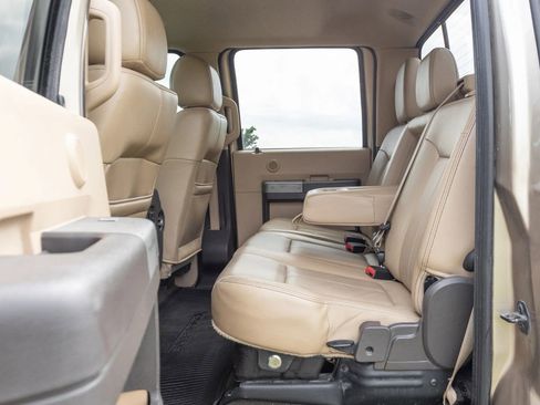 Used 2014 Ford F350 Lariat w/ Lariat Ultimate Package image 17