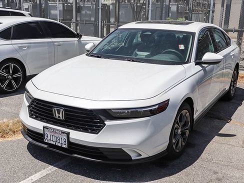 Used 2023 Honda Accord EX image 5