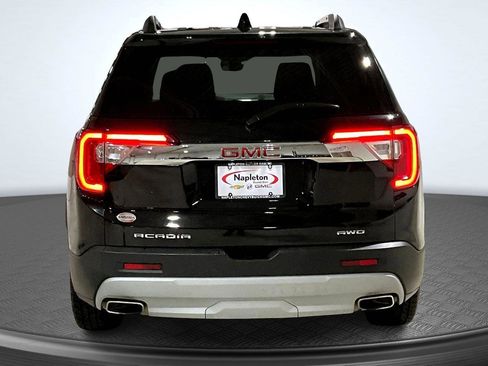 Used 2023 GMC Acadia SLT image 4
