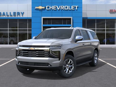 New 2026 Chevrolet Suburban Premier RWD image 7