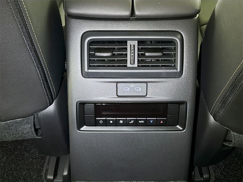 New 2026 MAZDA CX-90 3.3 Turbo w/ Select Package image 15