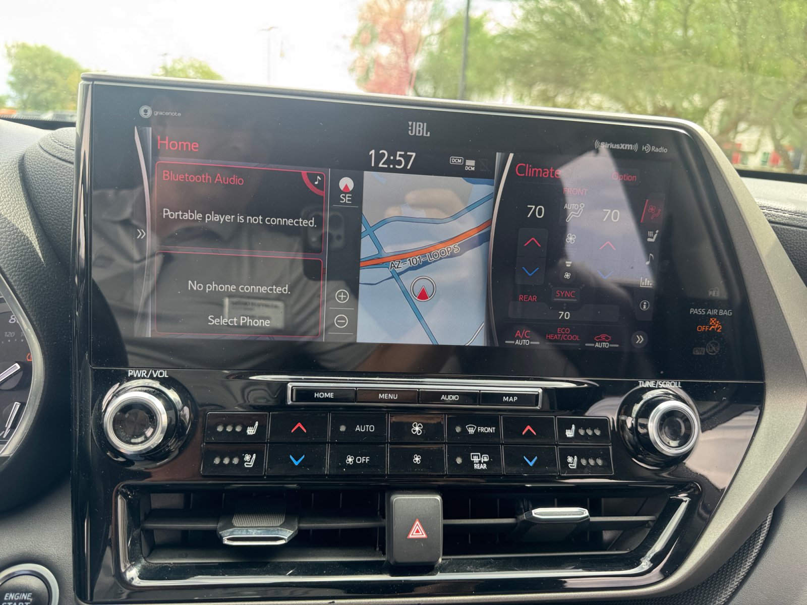 Used 2021 Toyota Highlander Limited FWD image 28