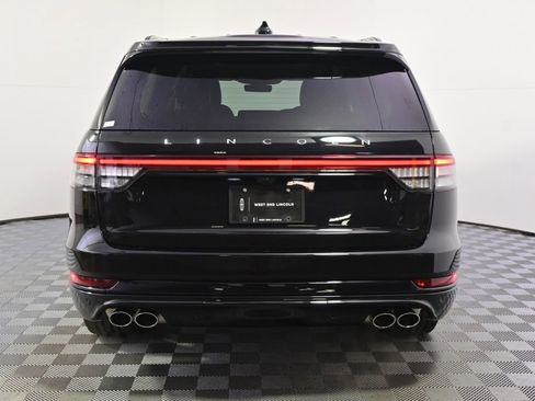 New 2026 Lincoln Aviator Reserve w/ Jet Appearance Package AWD/4WD image 5