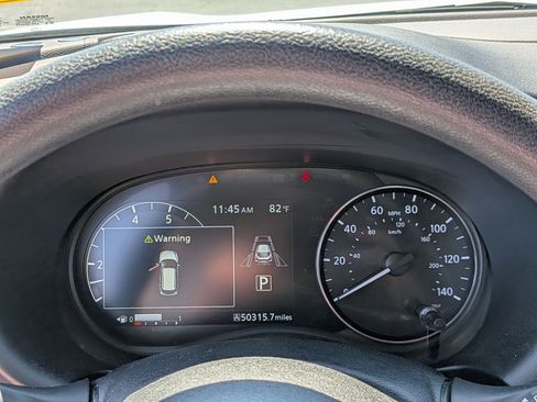 Used 2023 Nissan Kicks SV FWD image 15