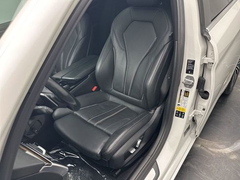 Used 2019 BMW 540i xDrive image 15