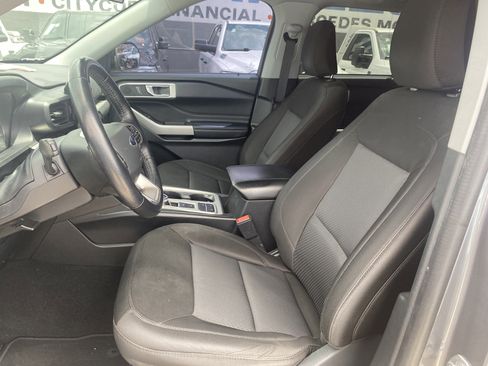 Used 2022 Ford Explorer XLT RWD image 12