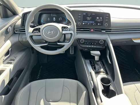 New 2026 Hyundai Elantra Sport image 18