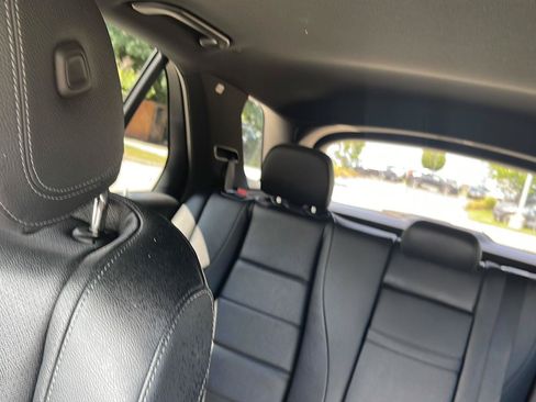 Used 2021 Mercedes-Benz GLE 350 4MATIC image 40