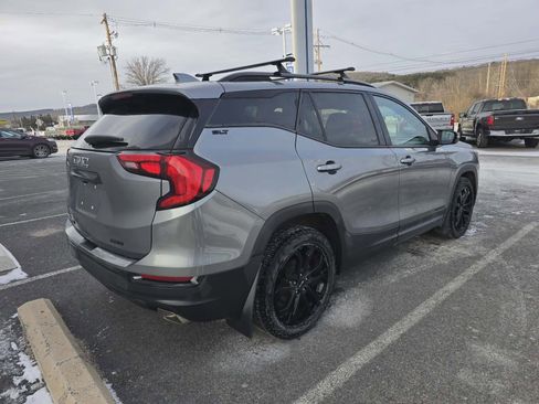 Used 2020 GMC Terrain SLT w/ Preferred Package image 3
