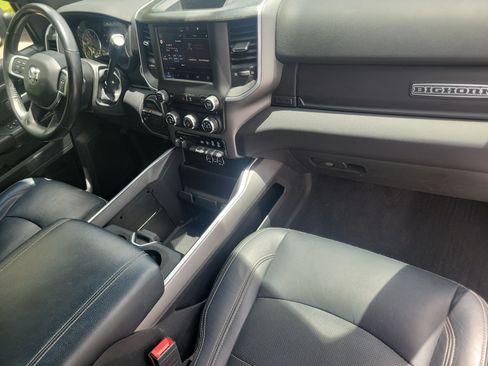 Used 2022 RAM 2500 Big Horn w/ Night Edition AWD/4WD image 14