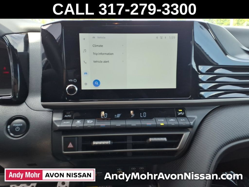 Used 2025 Toyota Camry SE FWD image 31