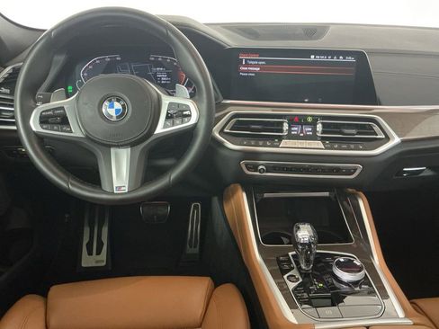 Used 2022 BMW X6 xDrive40i w/ Executive Package image 14